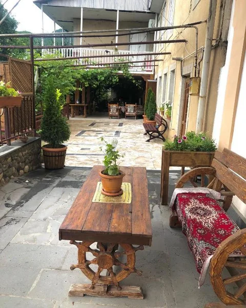 Иджеван: Guest House Anakhit