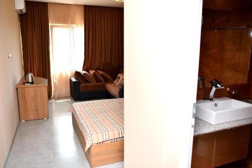 Батуми: Hotel Costa