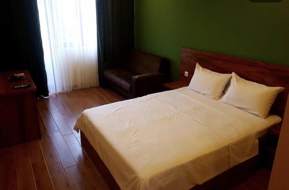 Батуми: Hotel Costa