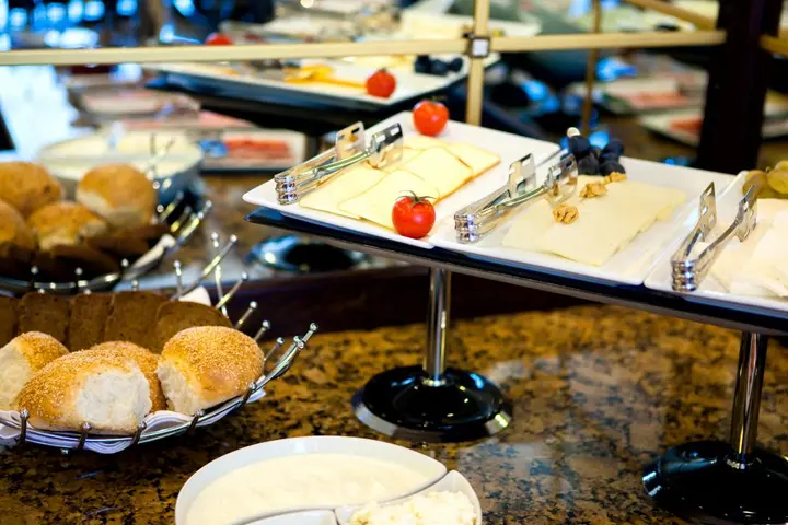 Тбилиси: Tbilisi Laerton Hotel