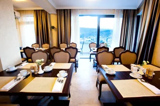 Тбилиси: Tbilisi Laerton Hotel