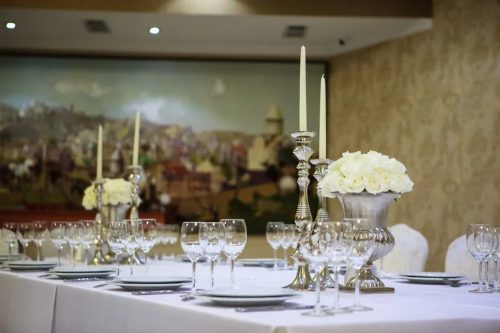 Тбилиси: Tbilisi Laerton Hotel