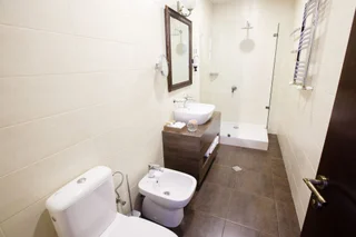 Тбилиси: Tbilisi Laerton Hotel