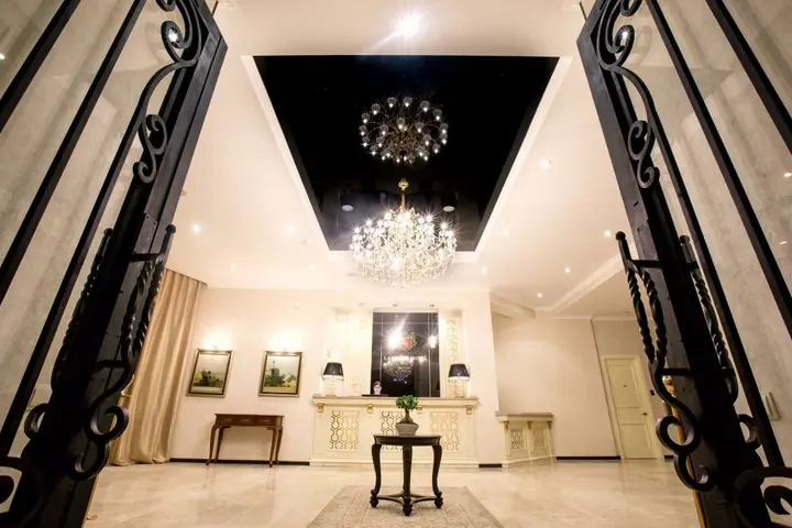 Тбилиси: Tbilisi Laerton Hotel
