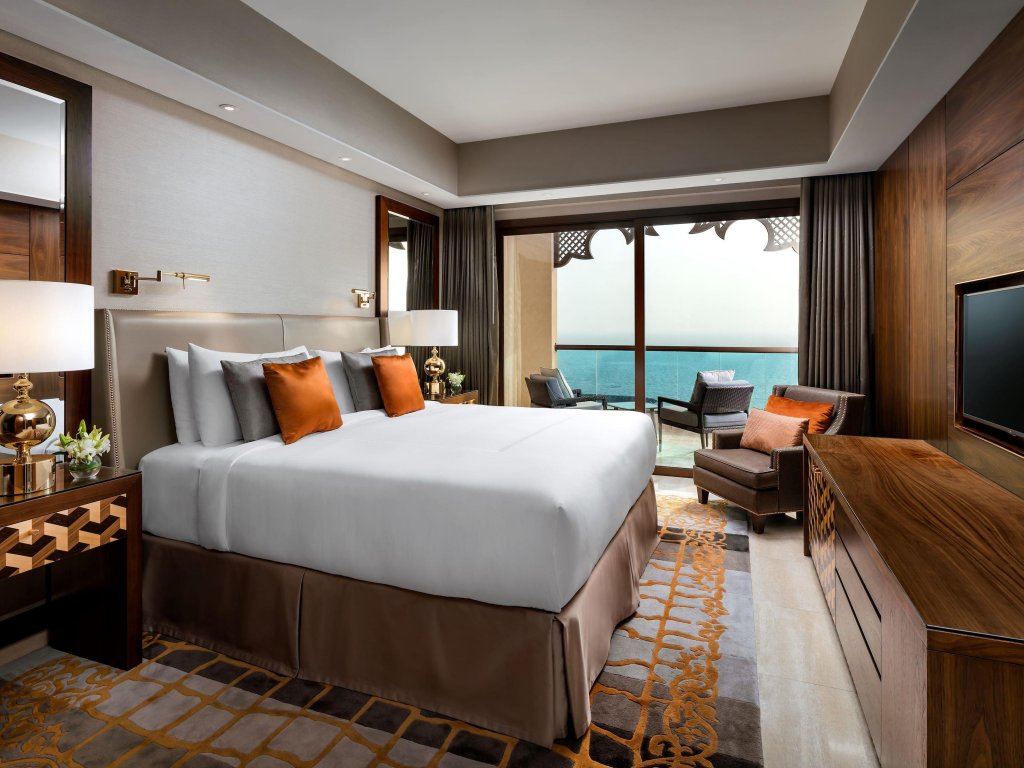 Аджман: Fairmont Ajman