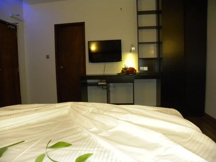 Атолл Баа: Madi Finolhu Guesthouse