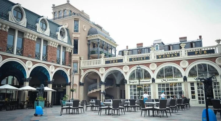 Батуми: Piazza Inn