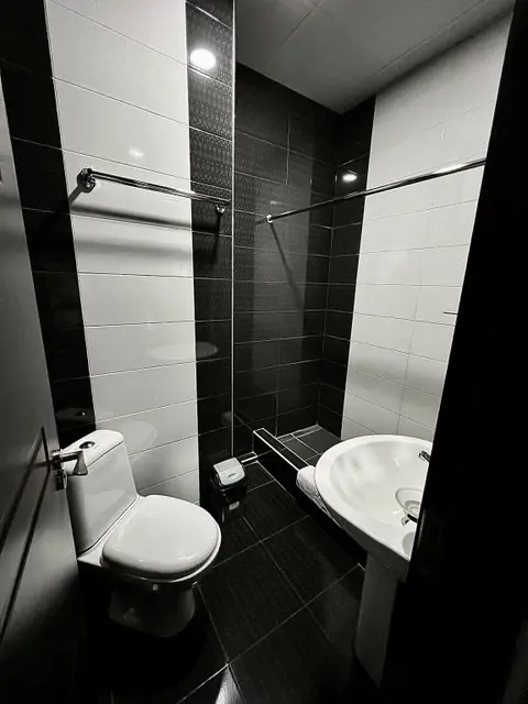 Тбилиси: Отель Granada Hotel and Restaurant