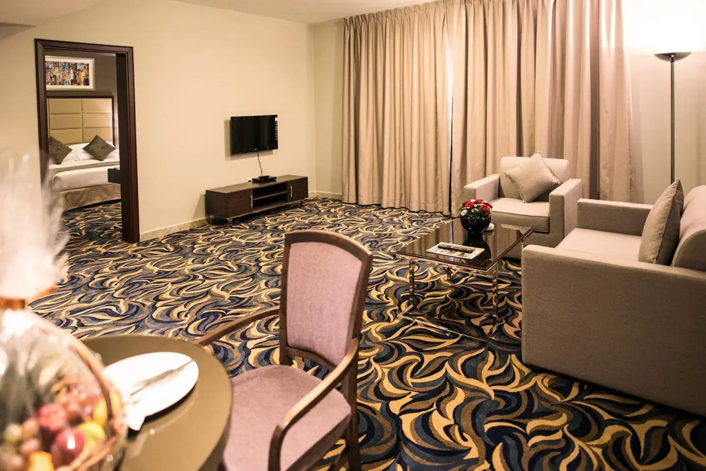 Аджман: Emirates Plaza Hotel