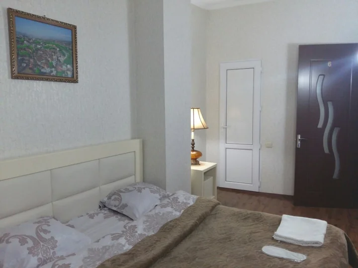 Тбилиси: Отель Come In