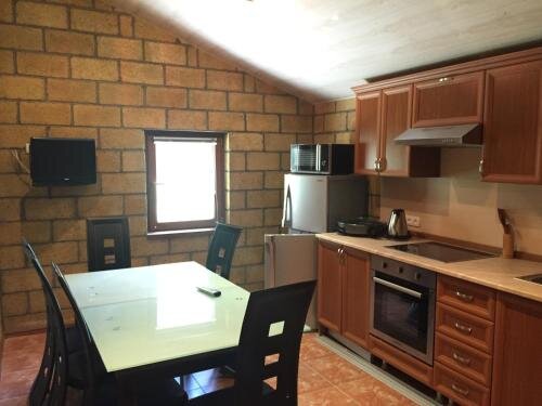 Севан: Sevan Lake Cottages