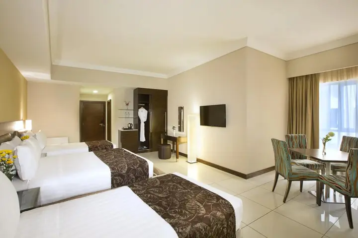 Дубай: Gateway Hotel