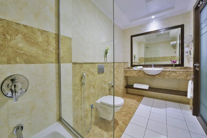 Дубай: Gateway Hotel