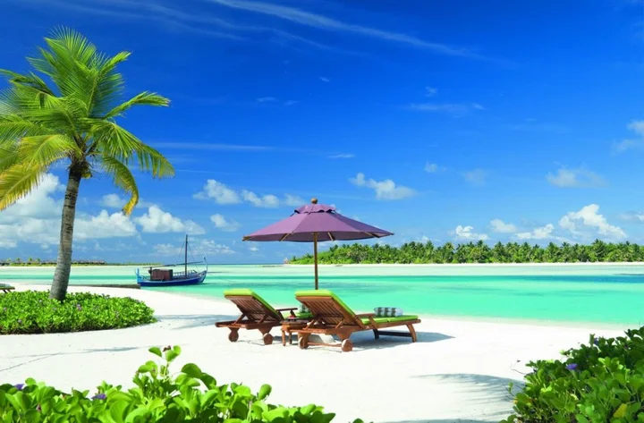 Наладу: Naladhu Private Island Maldives
