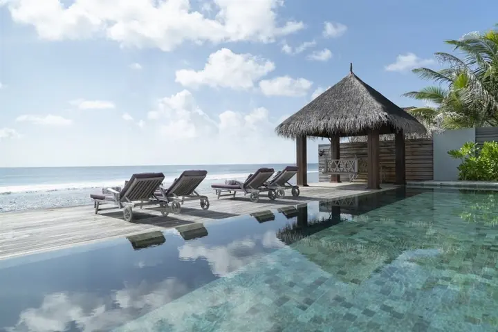 Наладу: Naladhu Private Island Maldives