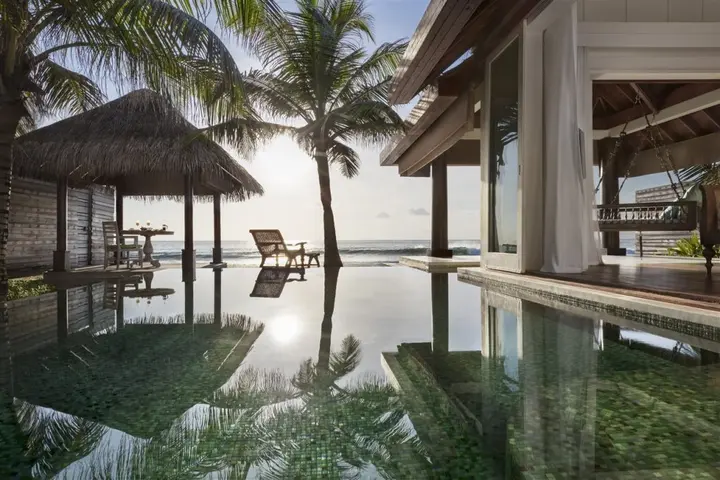 Наладу: Naladhu Private Island Maldives