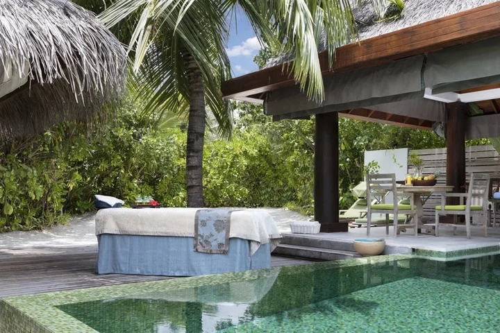 Наладу: Naladhu Private Island Maldives