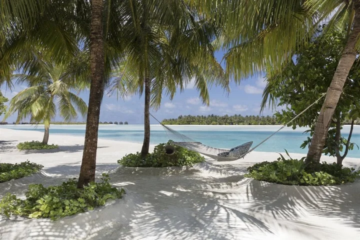 Наладу: Naladhu Private Island Maldives