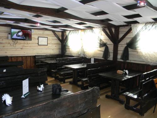 Кобрин: Kobvar Hotel