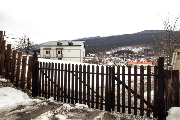 Местиа: Beso Guledani Guesthouse