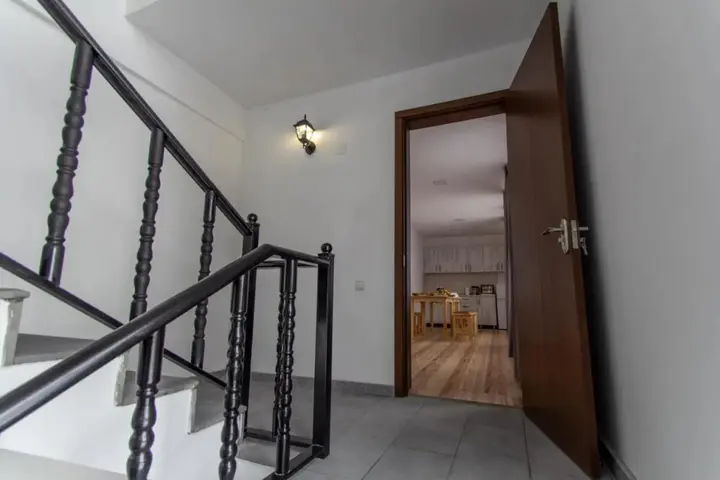 Местиа: Beso Guledani Guesthouse