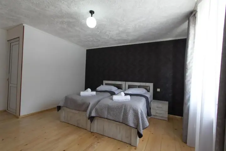 Местиа: Beso Guledani Guesthouse