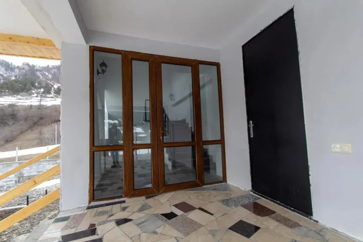 Местиа: Beso Guledani Guesthouse