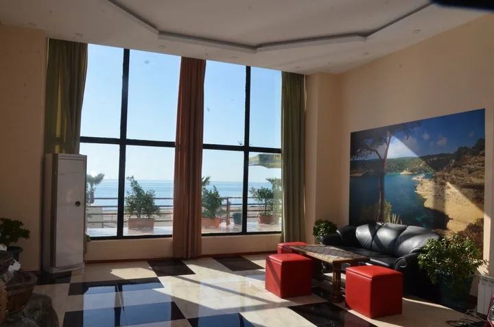 Батуми: S Bakuri Hotel