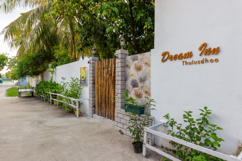 Тулусду: Dream Inn Sun Beach Hotel