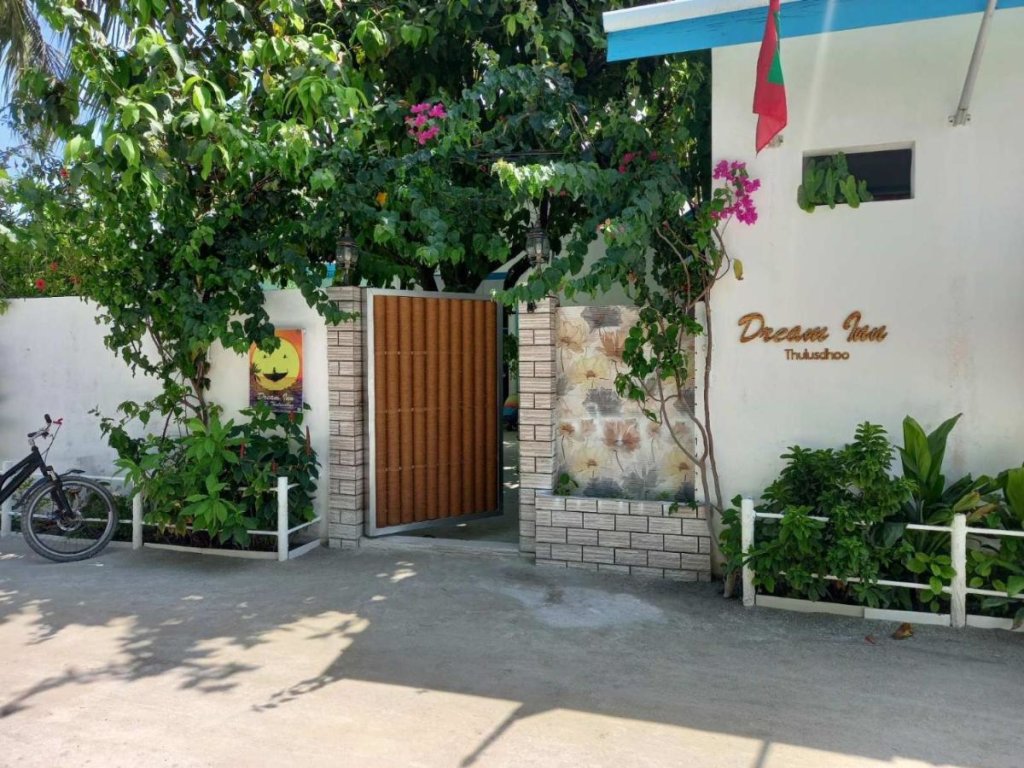 Тулусду: Dream Inn Sun Beach Hotel