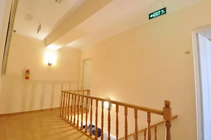 Ереван: Albert House
