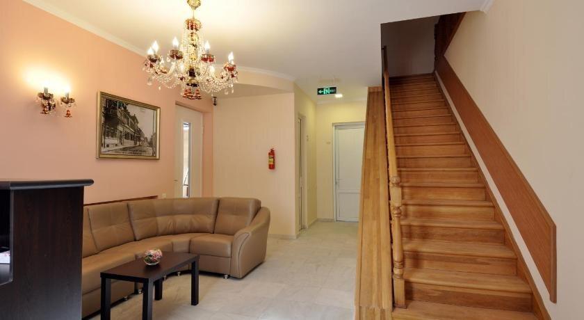 Ереван: Albert House