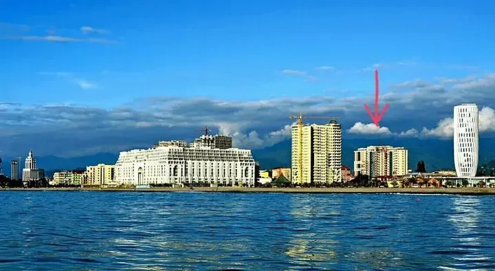 Батуми: Nino Apartment on Pirosmani