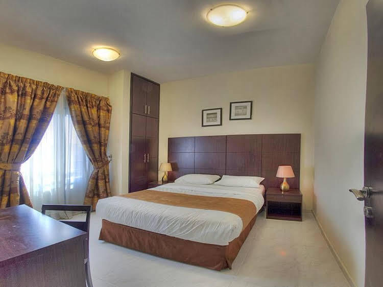 Шарджа: Tulip Inn Hotel Apartment