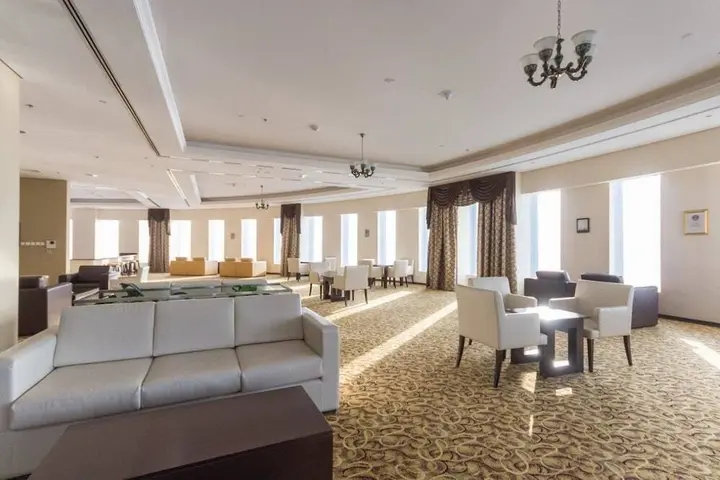 Дубай: Yanjoon Holiday Homes - Princess Tower