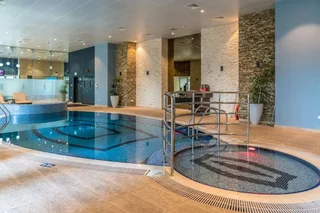 Дубай: Yanjoon Holiday Homes - Princess Tower