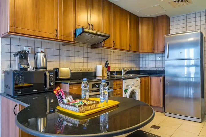 Дубай: Yanjoon Holiday Homes - Princess Tower