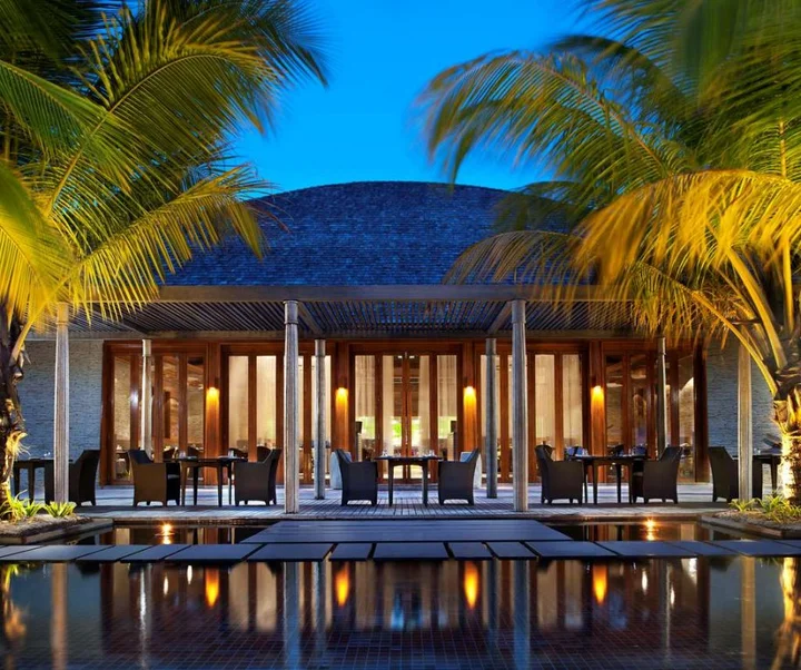 Остров Фесду: W Maldives