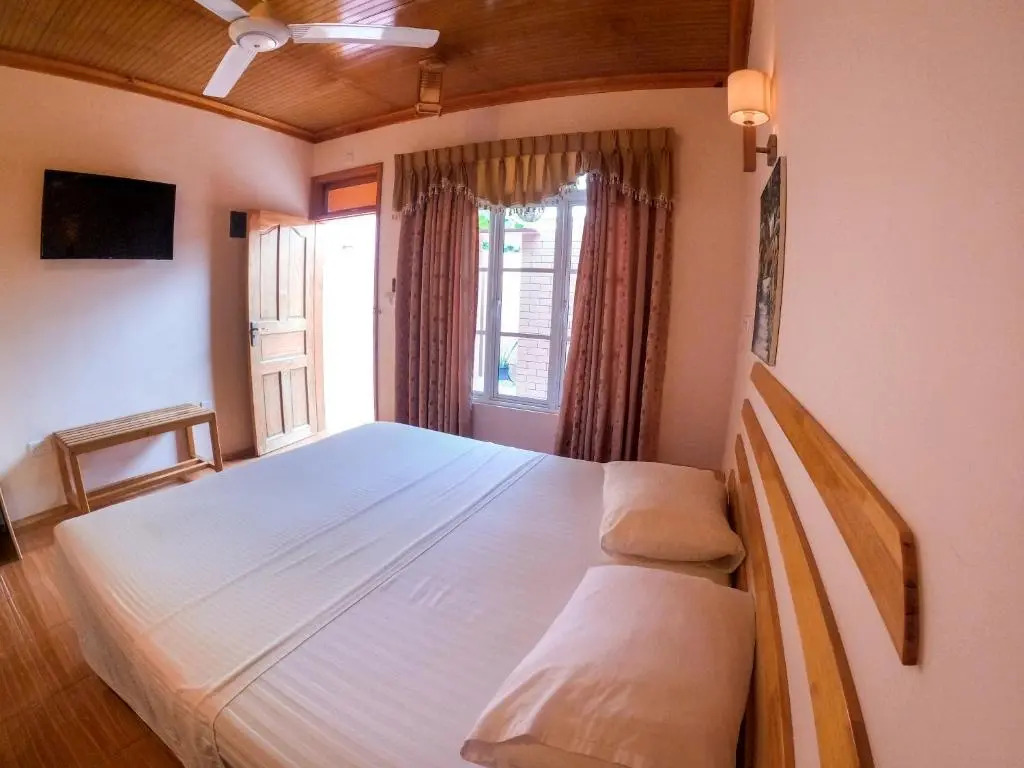 New Breeze Thoddoo Inn — фото 5