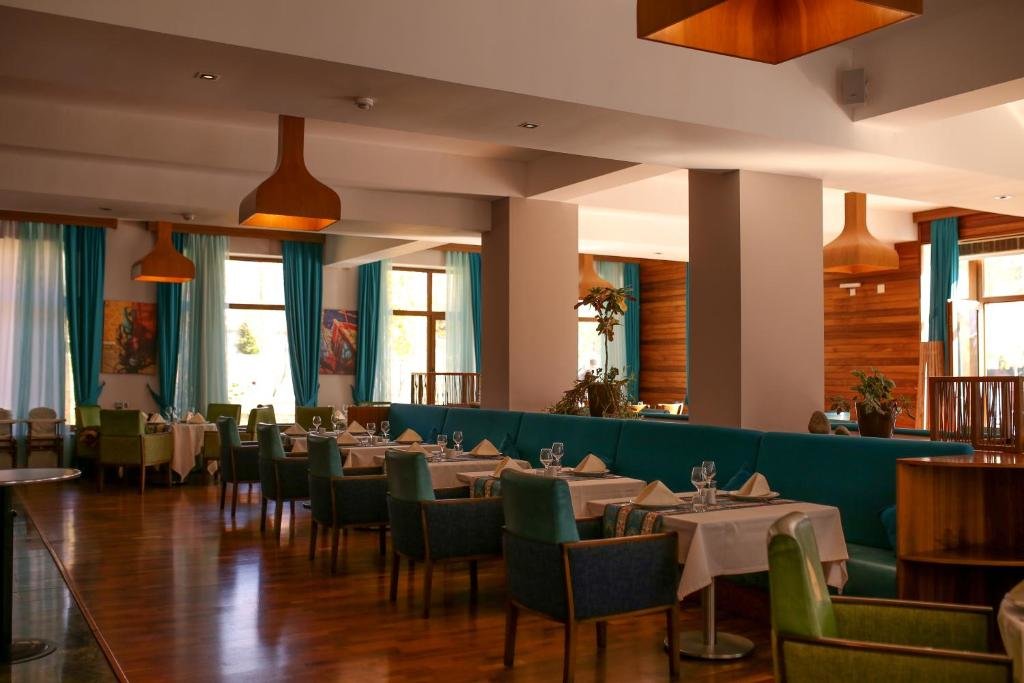 Гах: El Resort Hotel