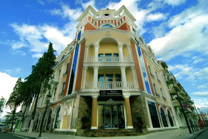 Батуми: Отель Batumi World Palace