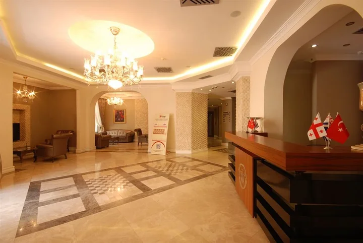 Батуми: Отель Batumi World Palace
