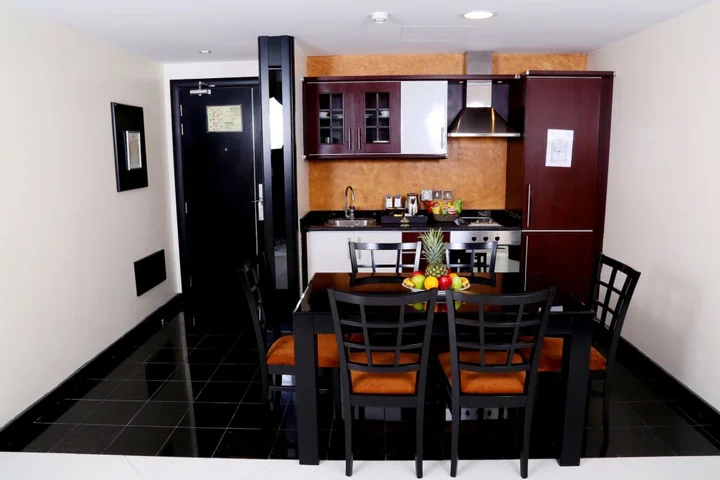 Шарджа: Royal Grand Suite Hotel