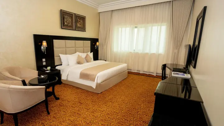 Шарджа: Royal Grand Suite Hotel