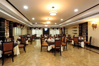 Шарджа: Royal Grand Suite Hotel