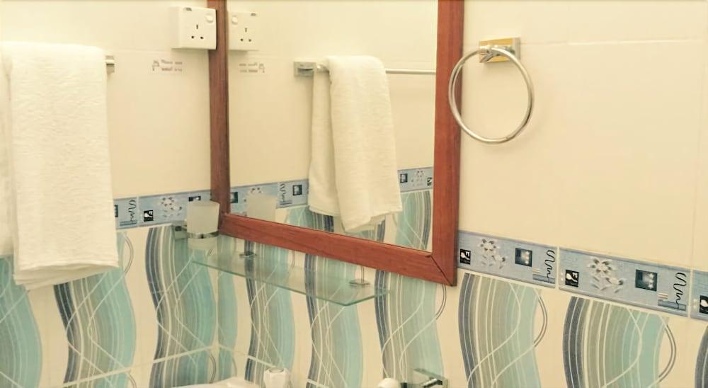 Южный Мале Атол: Maafushi Inn