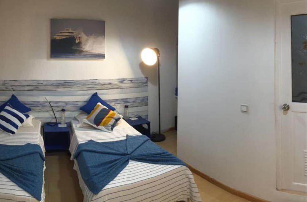 Тулусду: Cokes Surf Camp