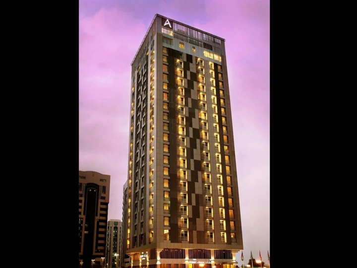 Абу-Даби: Hala Arjaan by Rotana, Deluxe Hotel Apartments