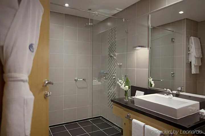Абу-Даби: Hala Arjaan by Rotana, Deluxe Hotel Apartments