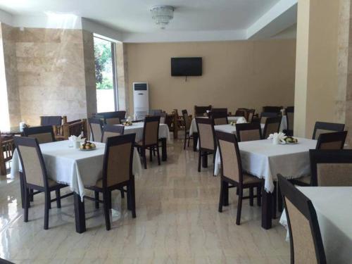 Кобулети: Hotel Kiparisi